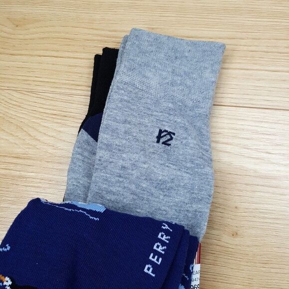 PERRY ELLIS Dress Socks 3-Pack Blue Black Gray Polar Bear Winter Stripe Solid - Picture 3 of 5